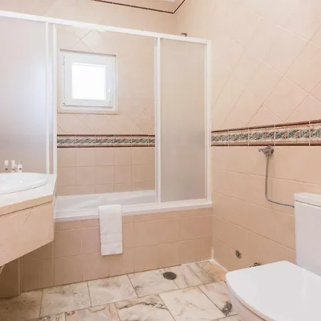 Oura V3 Com Piscina Privada ヴィラ アルブフェイラ