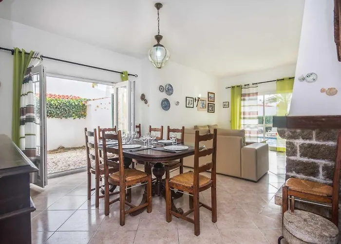 Oura V3 Com Piscina Privada Albufeira